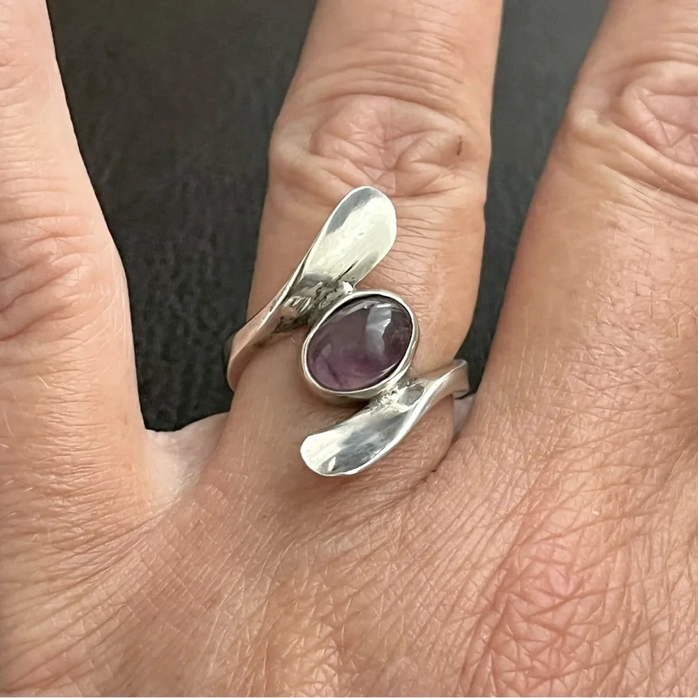 🔴SOLD🔴 Vintage Taxco Mexico sterling silver amethyst ring - Picture 2 of 11
